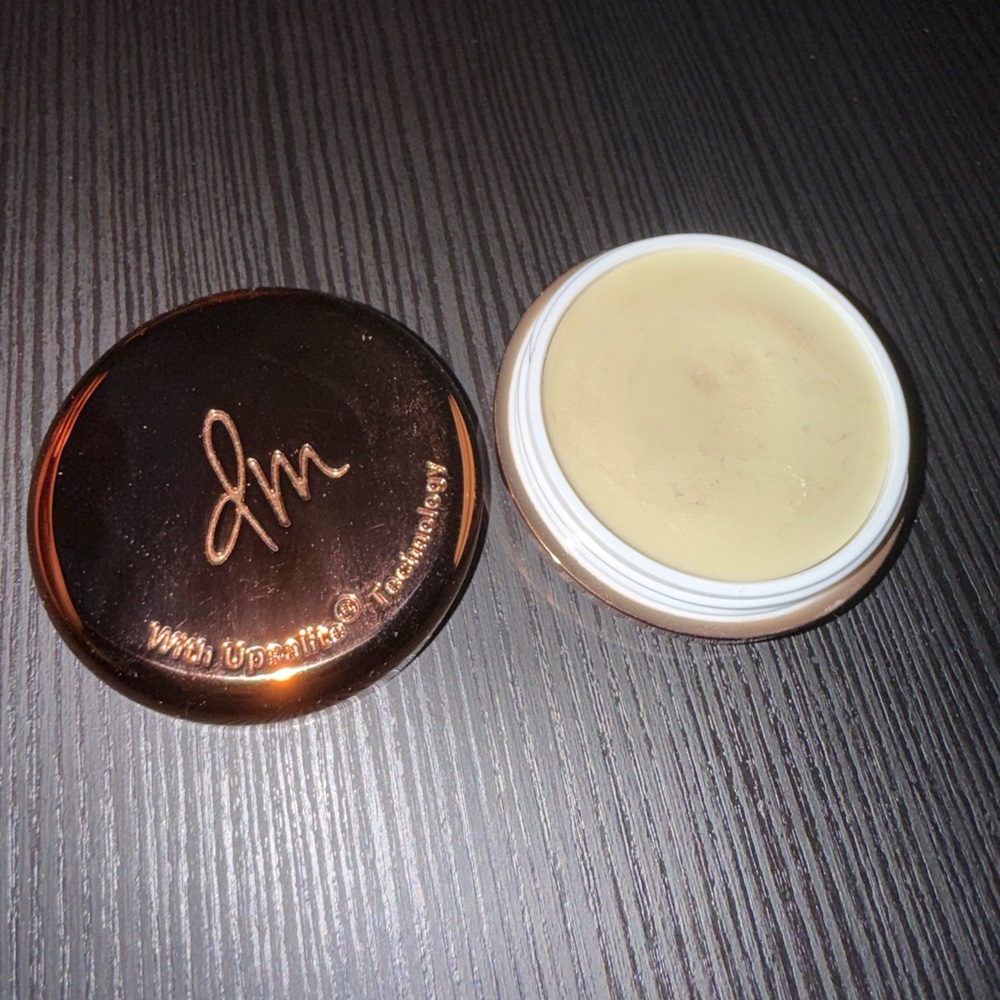 Mixed Cosmetic - Picture 3 of 6